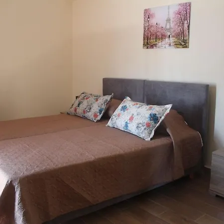 Valentina's Luxe Apartament Mastihari