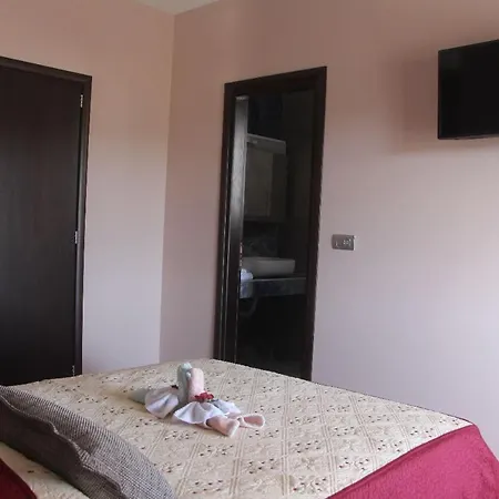 Valentina's Luxe Apartment *