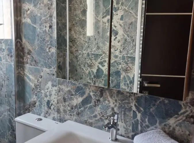 Valentina's Luxe Apartamento