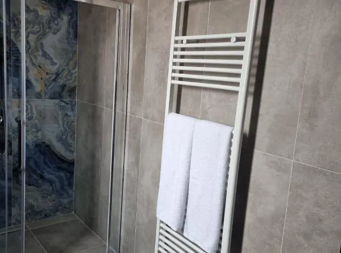 Valentina's Luxe Apartamento